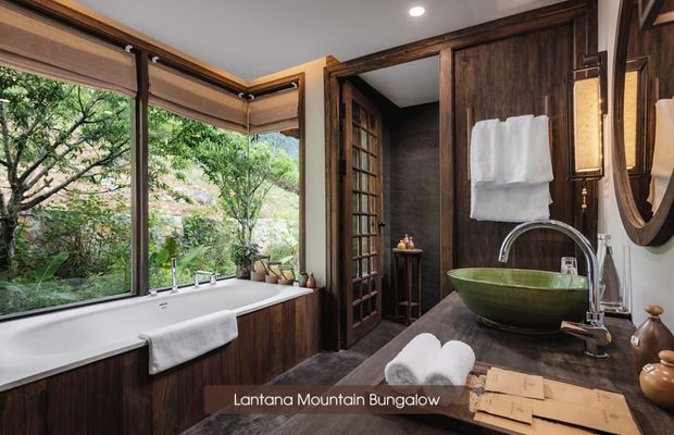 Latana Mountain Bungalow's bathroom